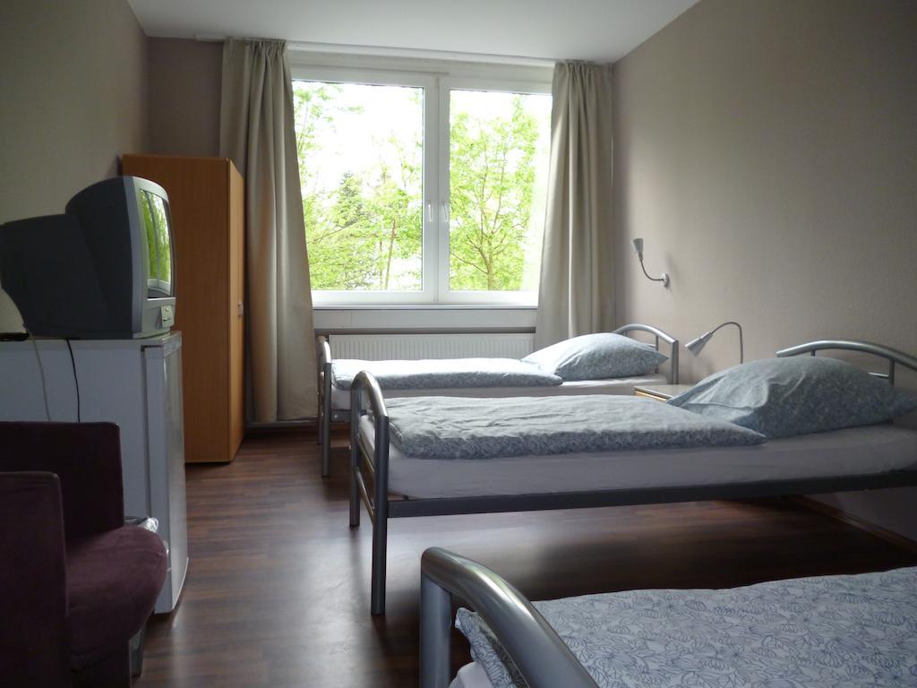 Bergedorf Haus 9 Hotell Hamburg-Harburg Rum bild
